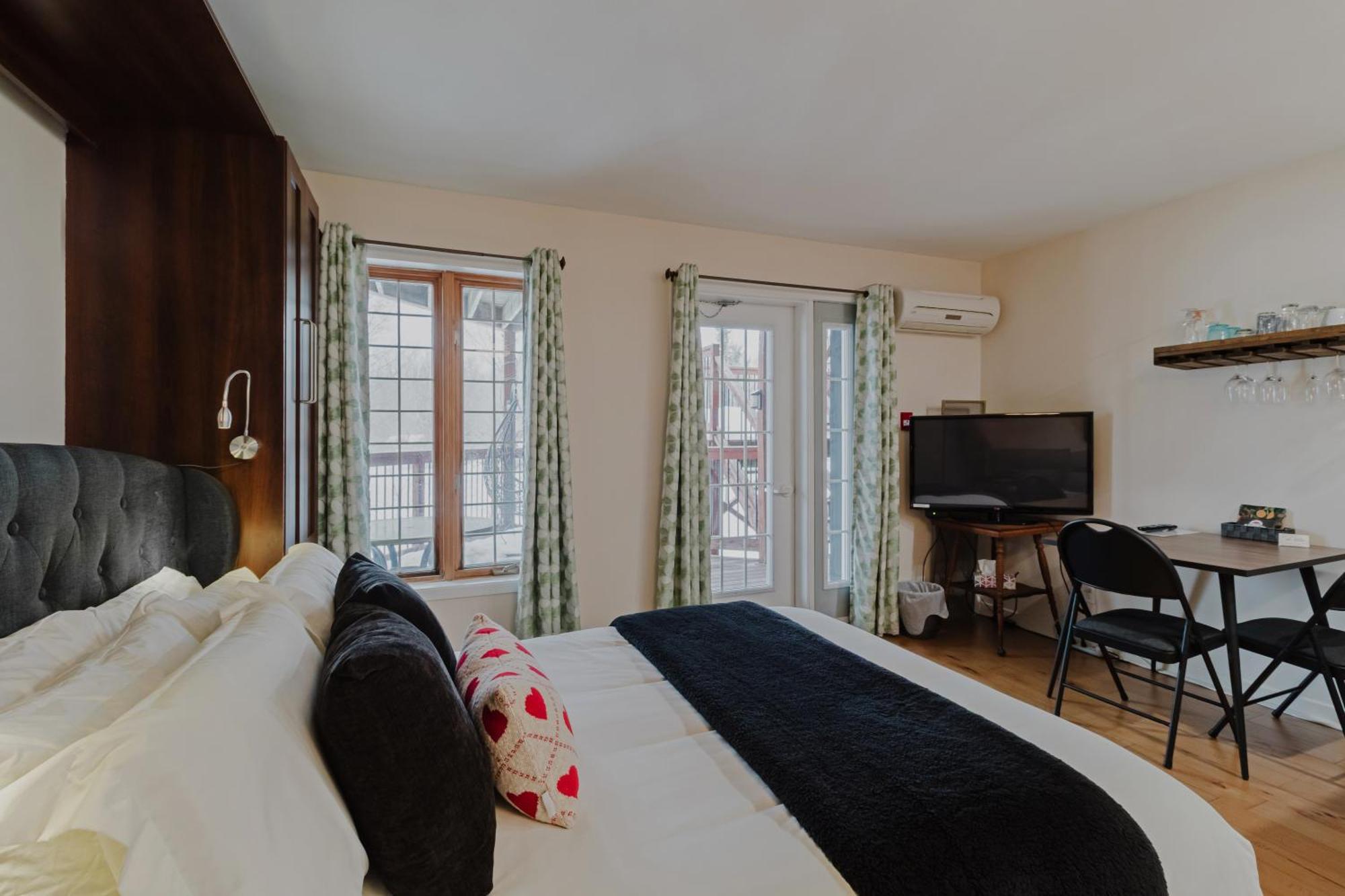 Condo Hotel Magog Orford Экстерьер фото